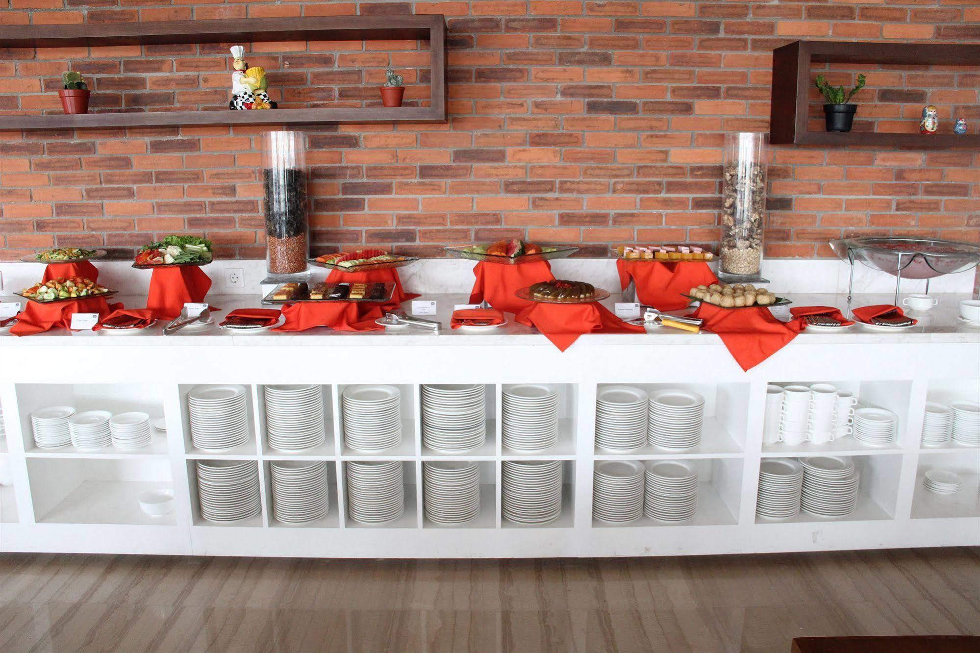 Hariston Hotel & Suites, Pluit - Cakarta Dış mekan fotoğraf
